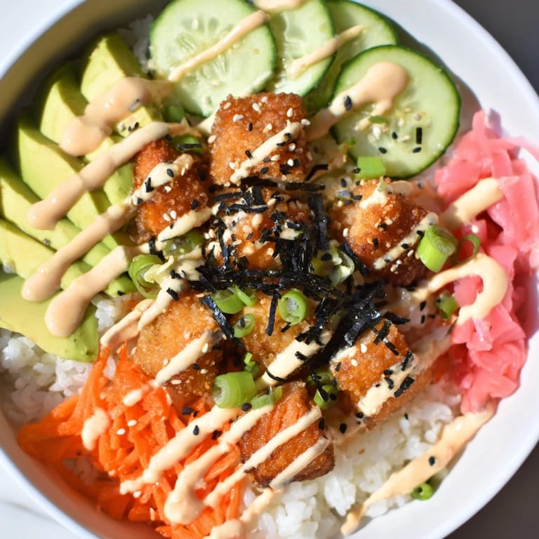 A close-up of a delicious Salmon Bites Bowl, bursting with textures and flavors for a satisfying meal.